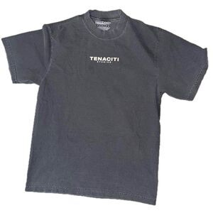Tenaciti Studios T-Shirt Medium Faded Black Minimalist Logo Essential Tee